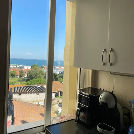 Quarto Mirante Do Tejo ליסבון